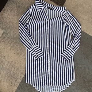 Off the shoulder button down, long sleeve, blouse dress size 0